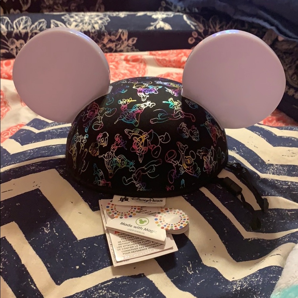 Disney Made with Magic LED Light Up Ear Hat